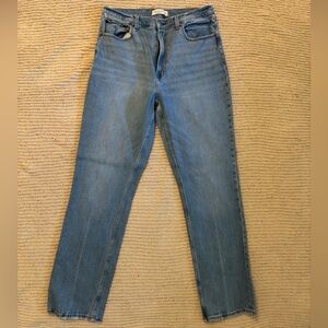 Abercrombie & Fitch 90’s Slim Straight Ultra High Rise Jean Light Wash